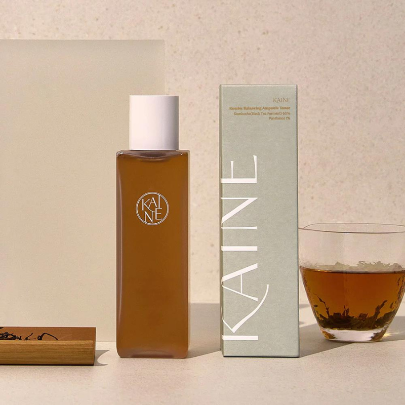 TÓNICO Y AGUA LIMPIADORA A BASE DE KOMBUCHA_KOMBU BALANCING AMPOULE TONER_KAINE