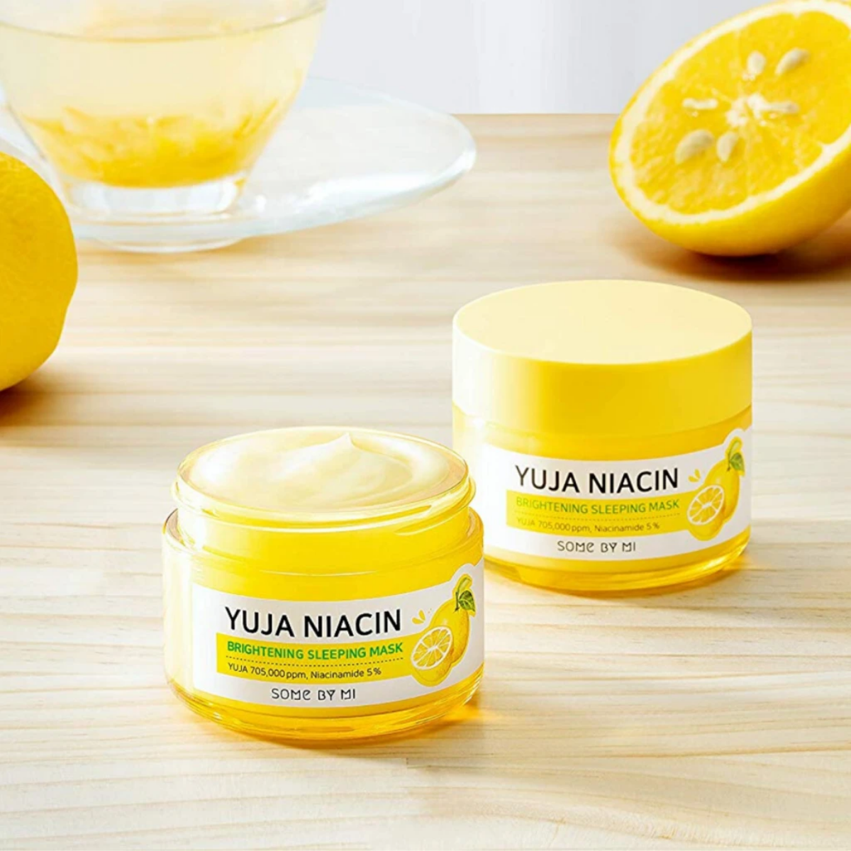 MASCARILLA NOCTURNA HIDRANTE ANTI MANCHAS_YUJA  NIACIN BRIGHTENING SLEEPING MASK DE SOMEBYMI